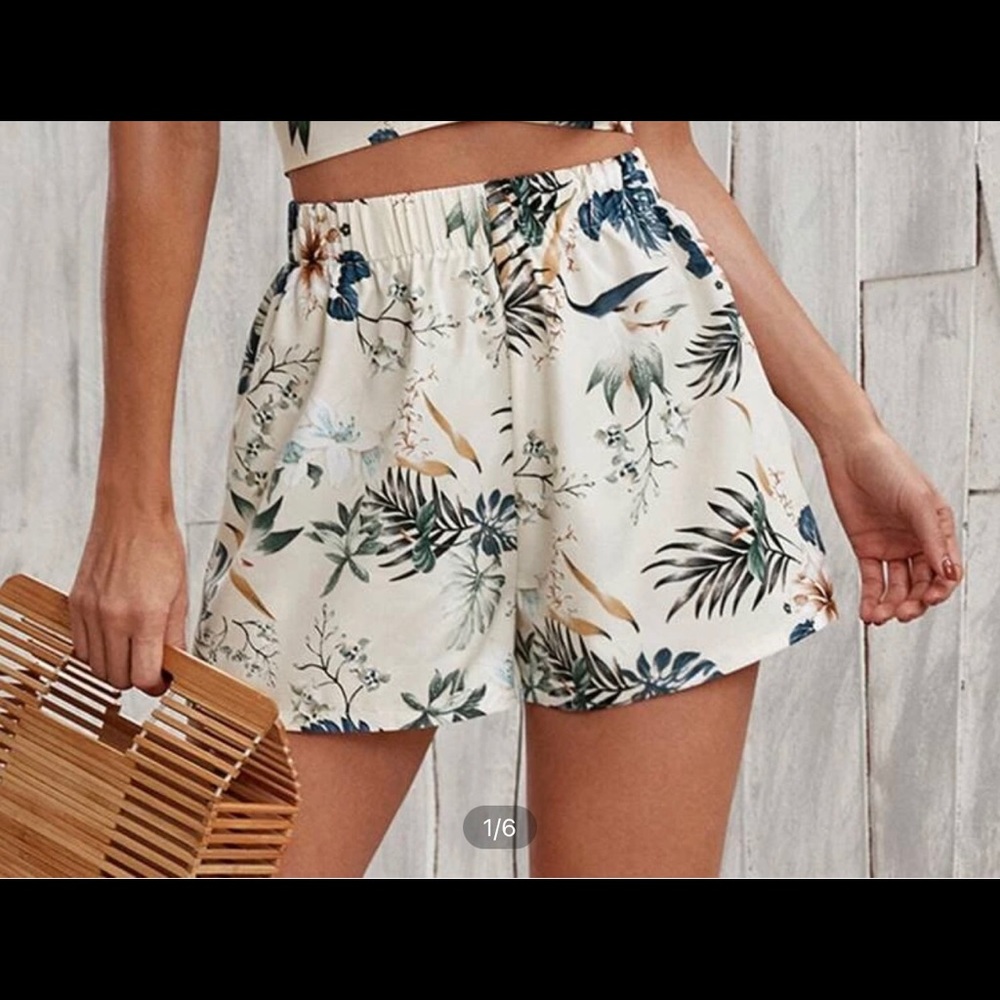 Shorts - Picture 2 of 2